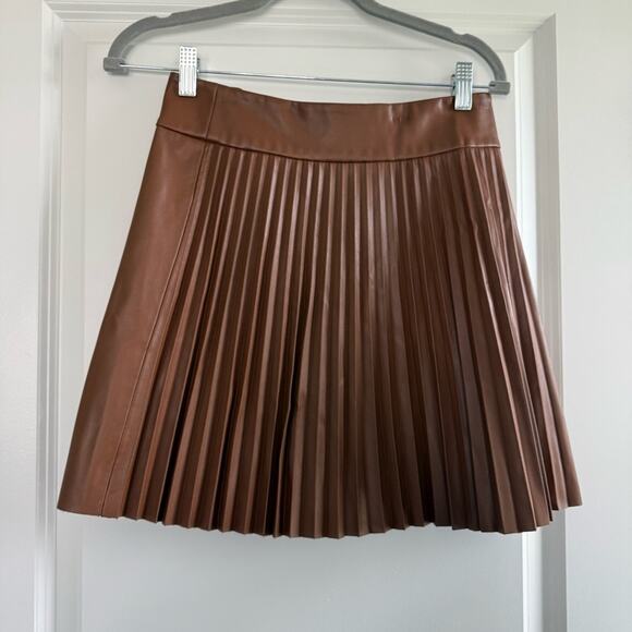 ZARA Gold Button High Waisted Accordian Pleated Mini Skirt - Picture 6 of 9